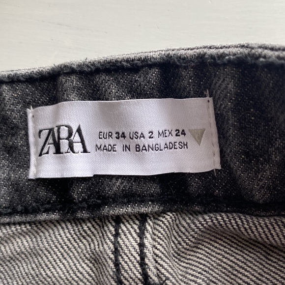 Zara Festival Jeans Shorts - Picture 3 of 3